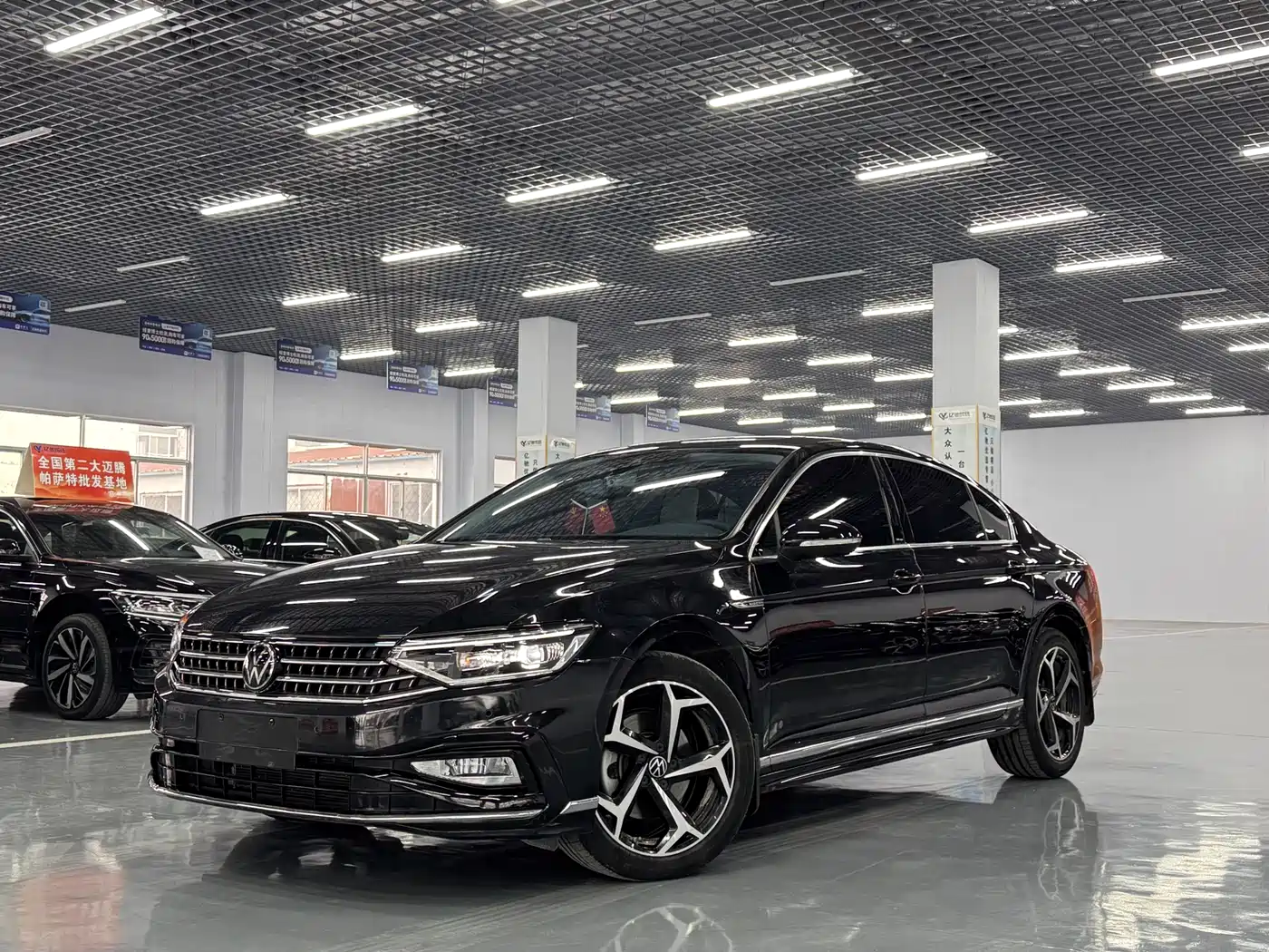 Volkswagen Magotan 2024 2 Million Units Public Sharing Edition 330TSI DSG Luxury