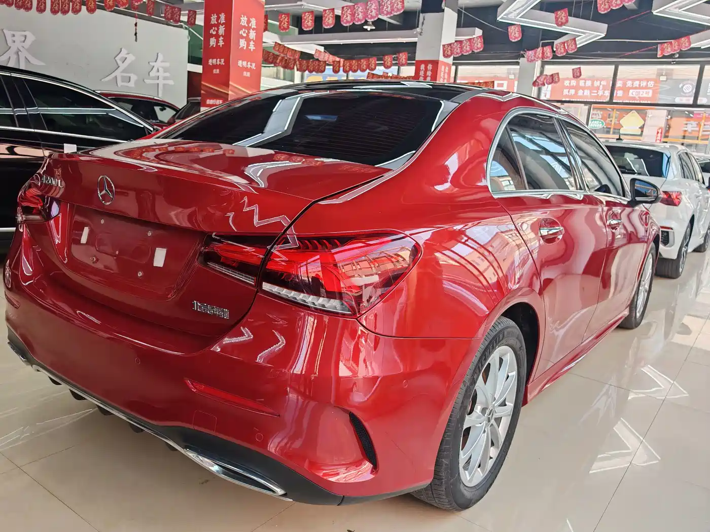 Mercedes-Benz A-Class 2019 A 200 L Sport Sedan фото 13