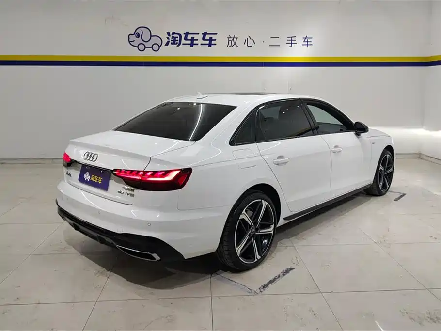 Audi A4L 2024 40 TFSI Luxury Dynamic фото 3