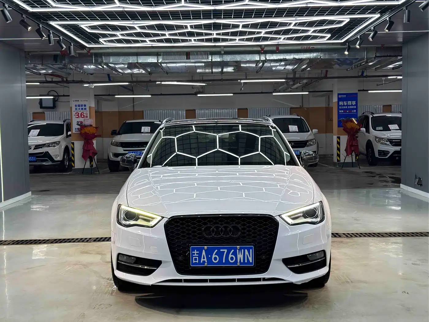 Audi A3 2016 Sportback 35 TFSI Leadership фото 2