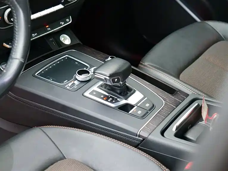 Audi Q5L 2018 40 TFSI Prestige Fashion (China V) фото 18