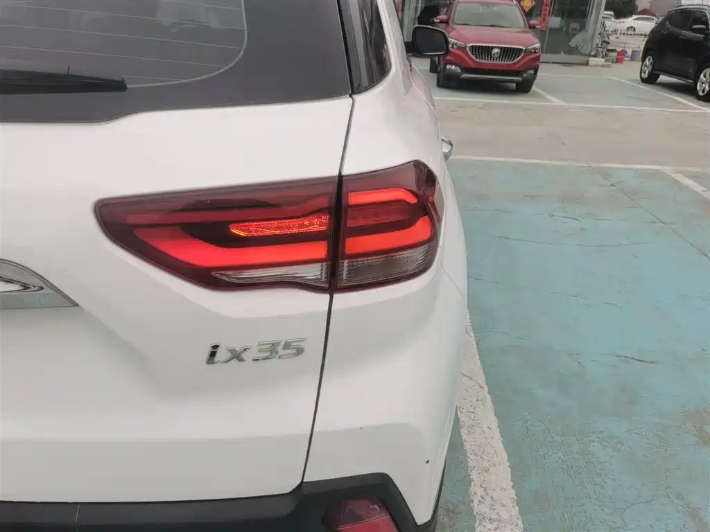 Hyundai Beijing Hyundai ix35 2019 2.0L Automatic 2WD Zhiyong·Enjoy China V фото 24