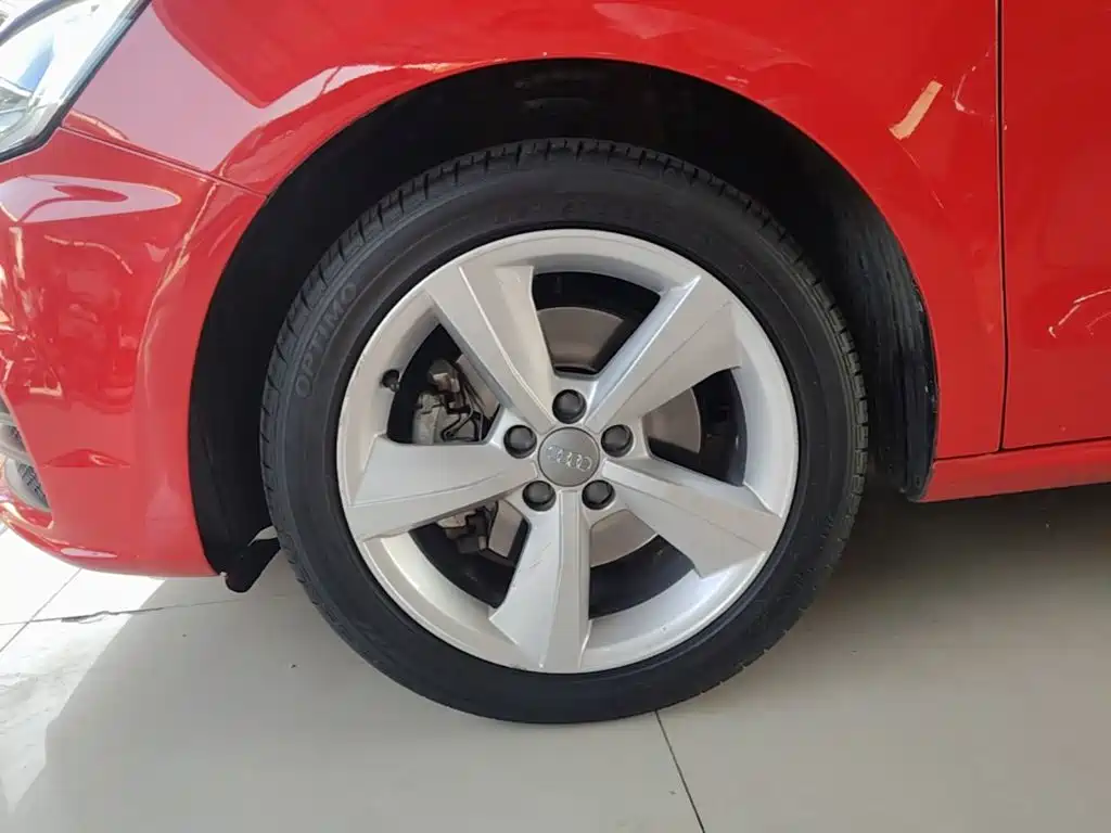 Audi A1 2016 2016 30 TFSI Sportback Design Style Edition
