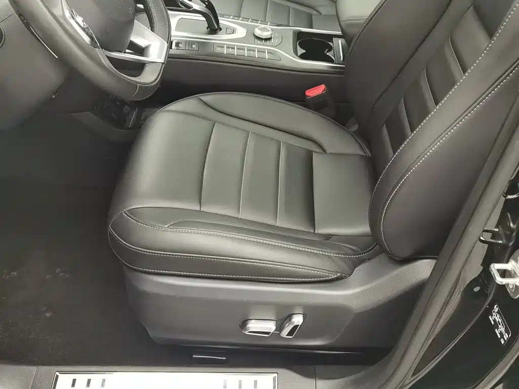 WEY VV5 2021 2021 1.5T 2WD Style Pioneer