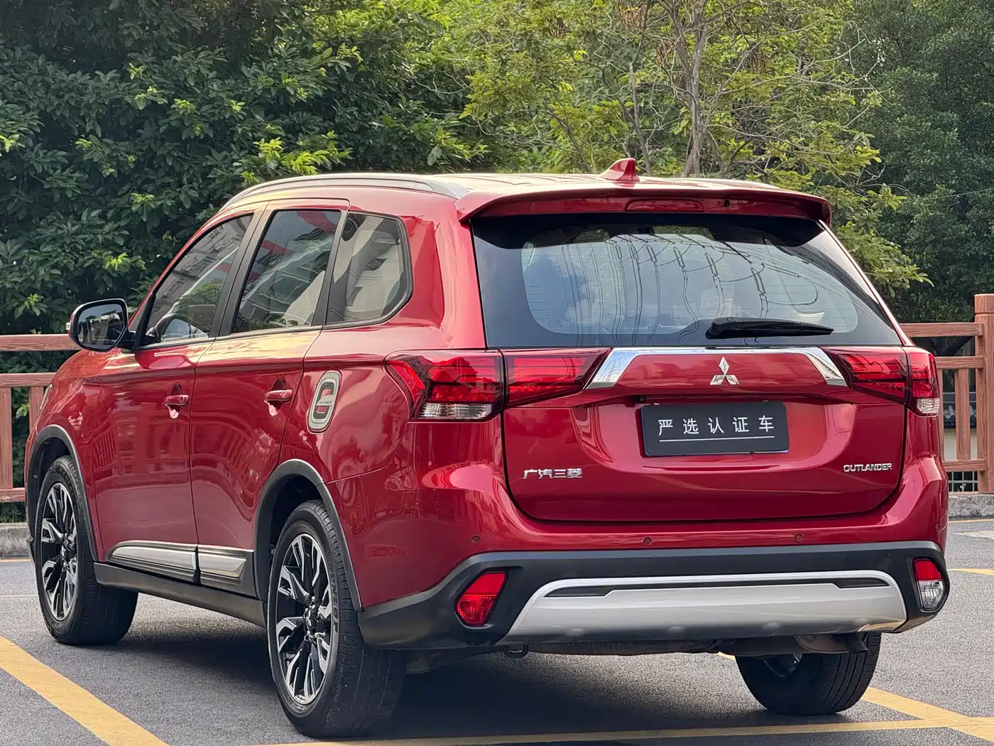 Mitsubishi Outlander 2019 2.0L 2WD Enjoy 5-Seater China VI фото 6