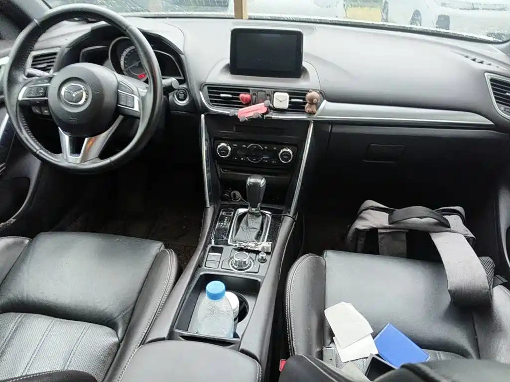 Mazda CX-4 2016 2016 2.5L AWD Sky Passion Edition