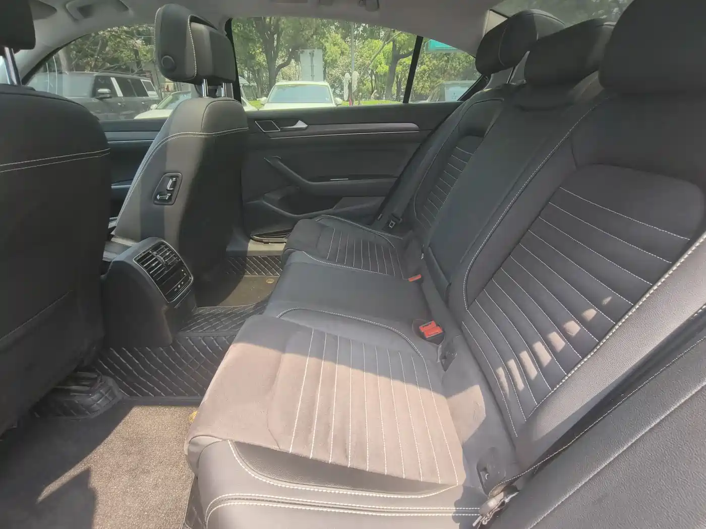 Volkswagen Magotan 2020 330TSI DSG Leading фото 17