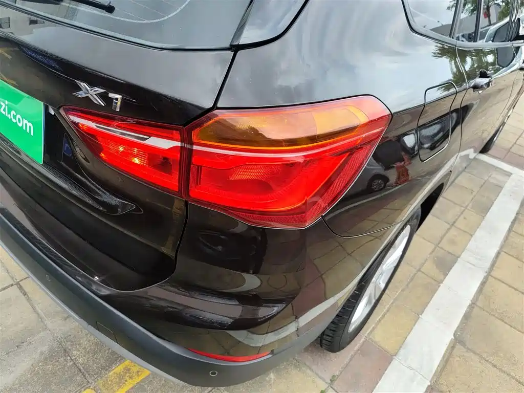 BMW X1 2016 sDrive18Li Premium Model фото 24