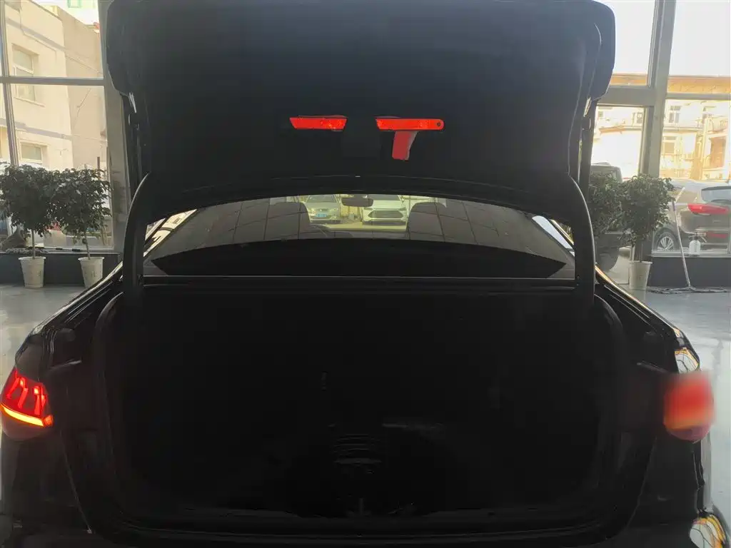 Audi A3 2024 Model A3L Limousine 35 TFSI Fashion Sport фото 19