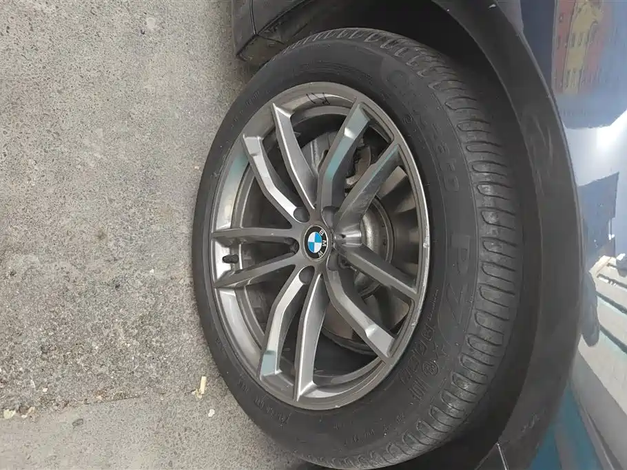 BMW 5 Series (Import) 2018 525i M Sport Package фото 6