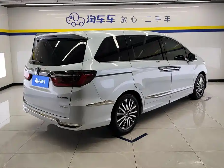Honda Elysion 2024 2024 2.0L e:HEV Luxury Edition
