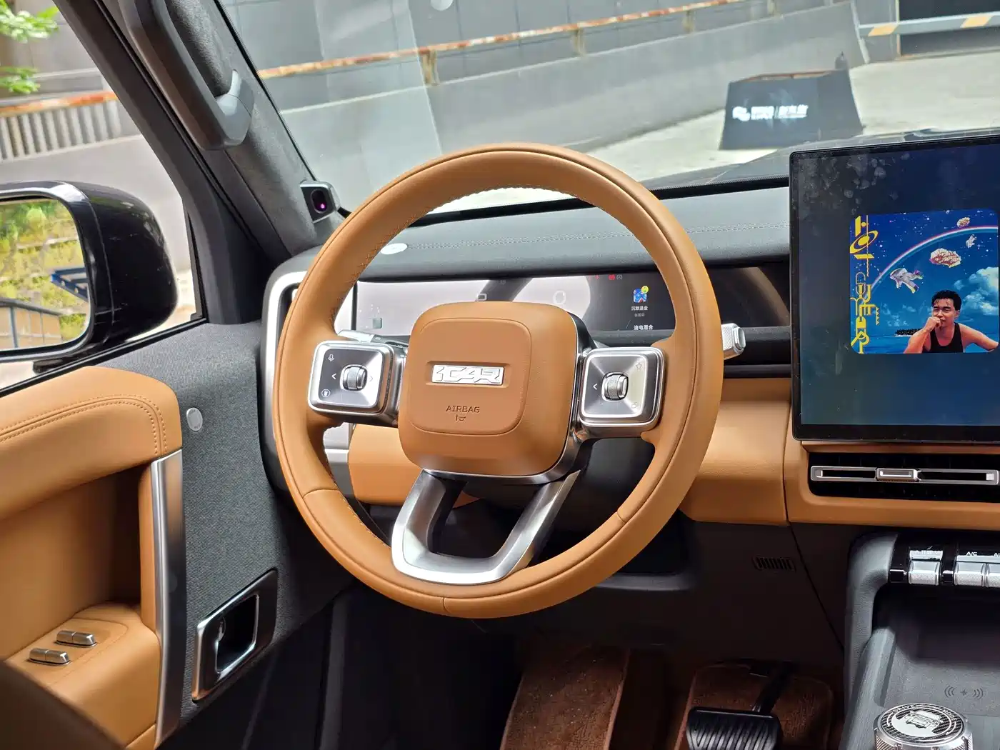 iCAR V27 2026 2026 200KM AWD Falcon 500