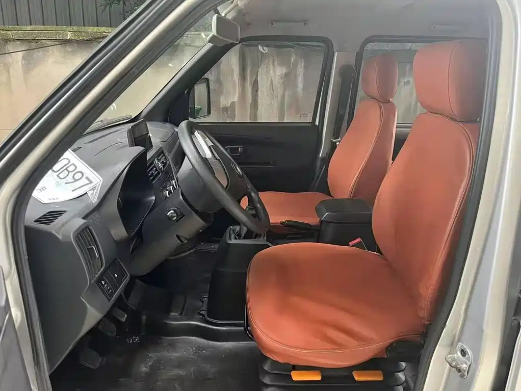 Success Auto Wildebeest 2024 2024 Facelift 1.6L Comfort Double Row Side Board