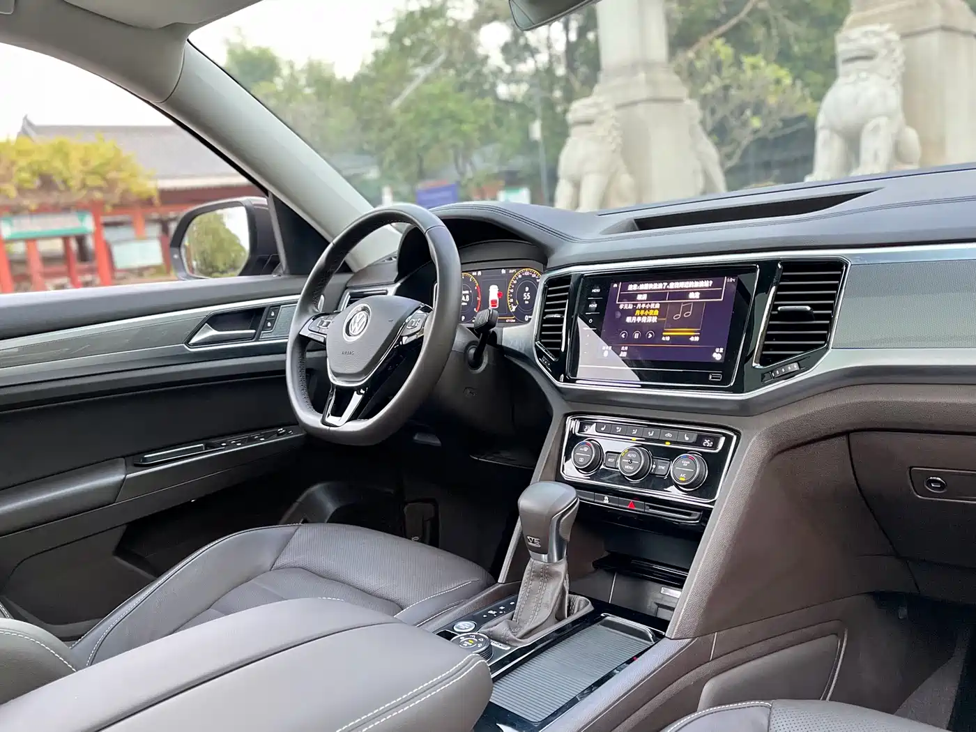 Volkswagen Teramont 2020 530 V6 AWD Luxury Edition China VI фото 9