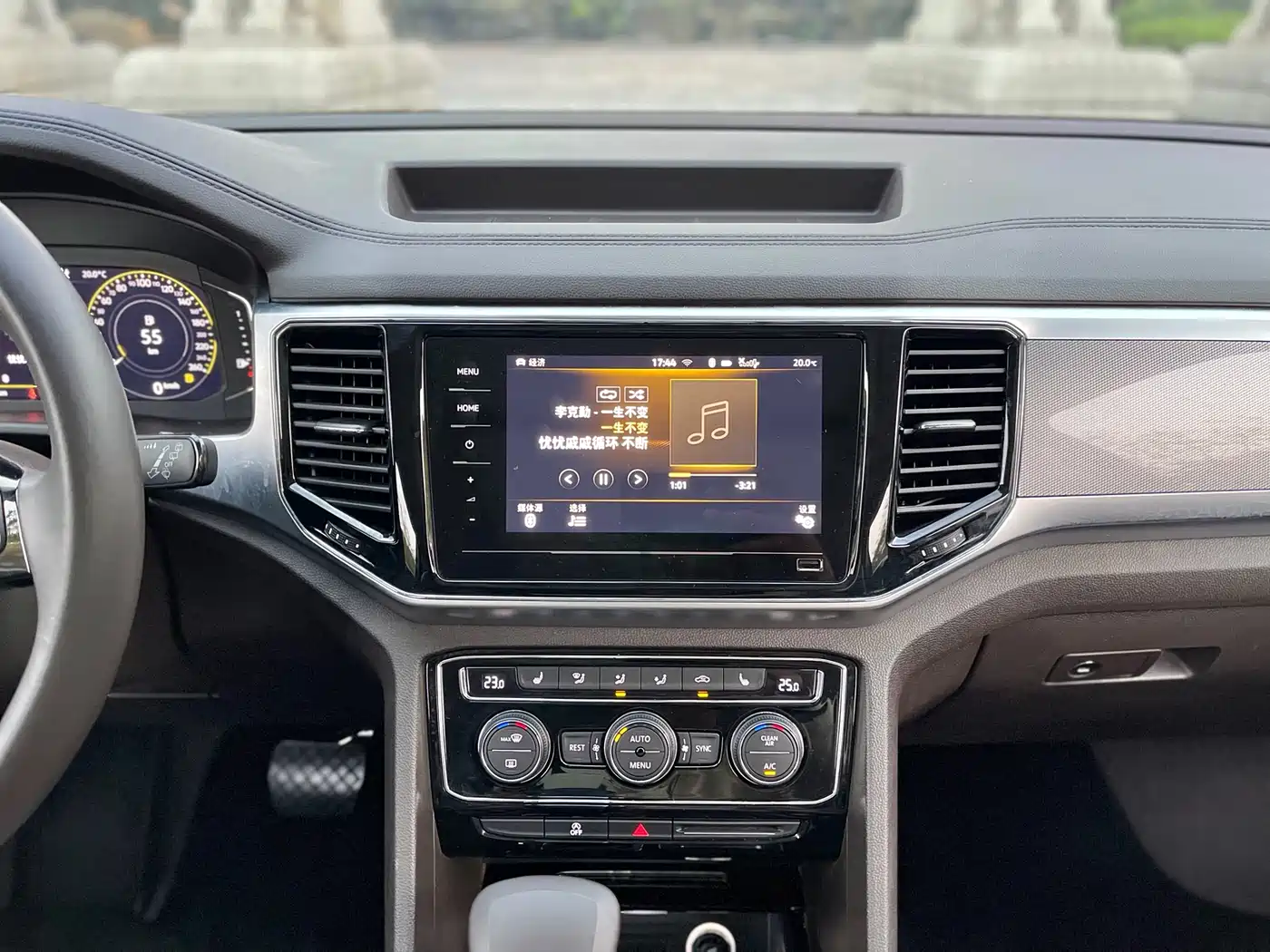 Volkswagen Teramont 2020 530 V6 AWD Luxury Edition China VI фото 12