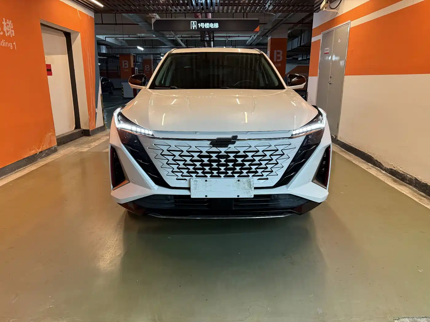 CHANGAN Z6