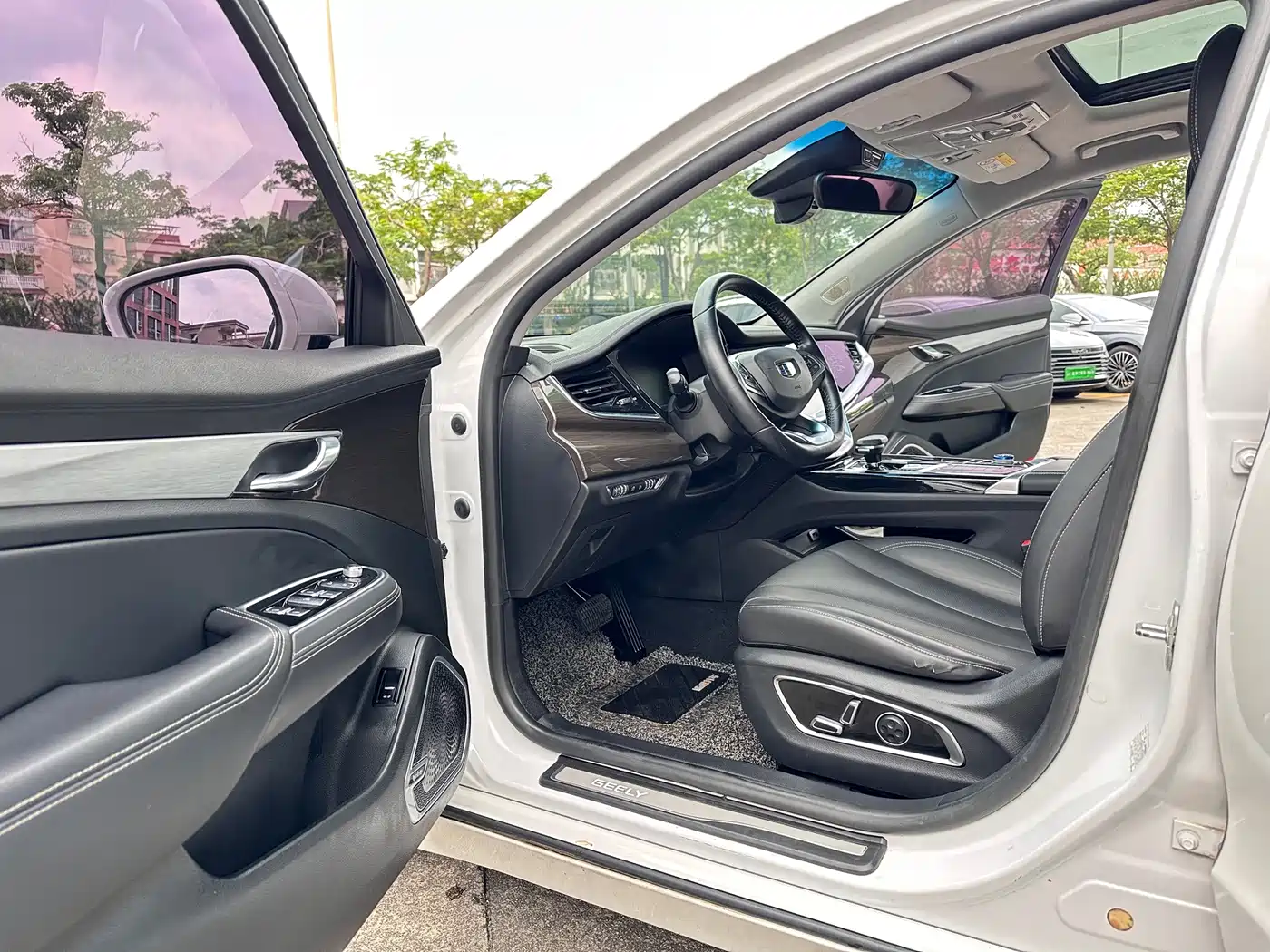 Geely Borui PHEV 2019 2018 1.5T PHEV Glory Edition