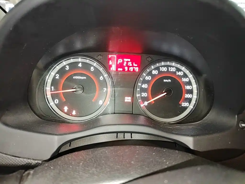 Hyundai Reina 2015 2014 Model 1.4L Automatic GLX