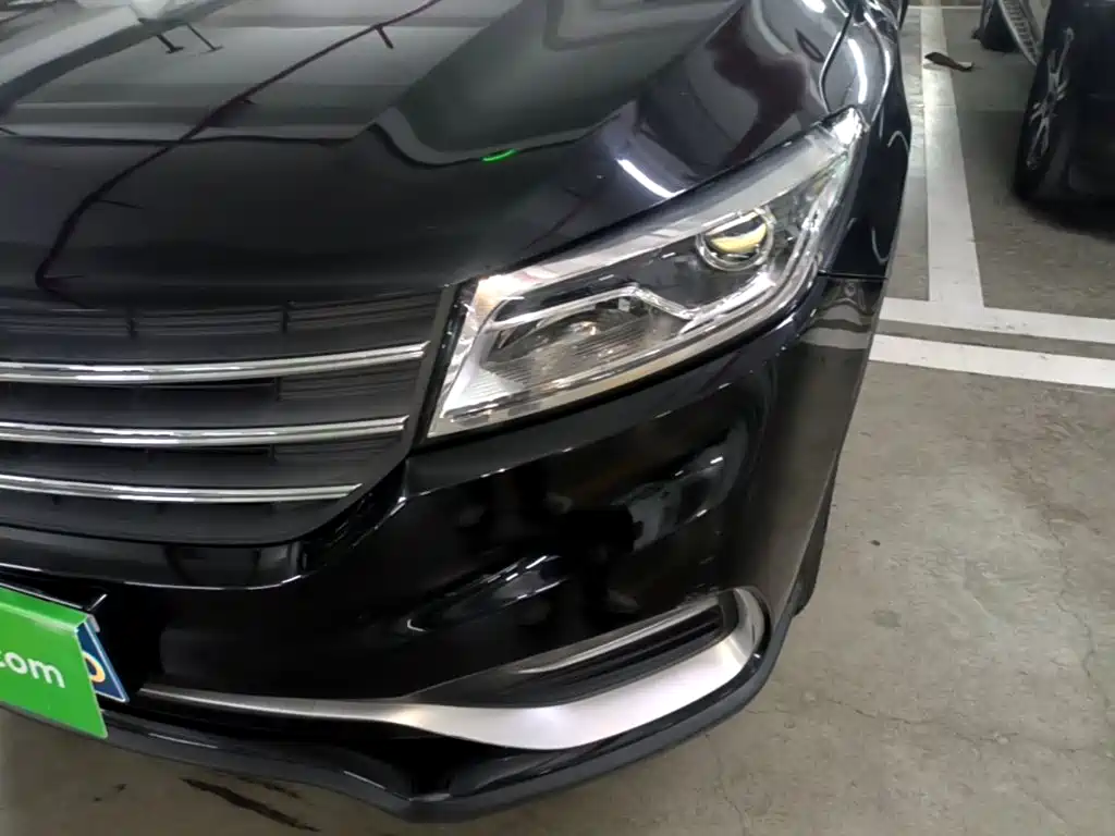 Dongfeng Fengguang Fengguang 580 2020 2020 1.5T CVT Luxury