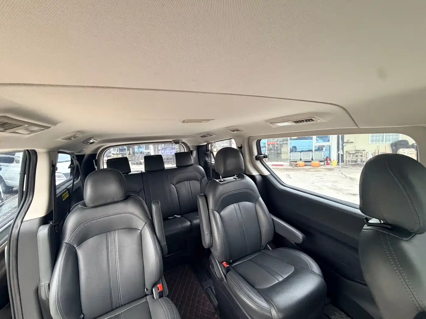 SAIC Maxus Maxus G10 2021 2.0T Automatic Elite Edition Gasoline 7-Seater фото 13