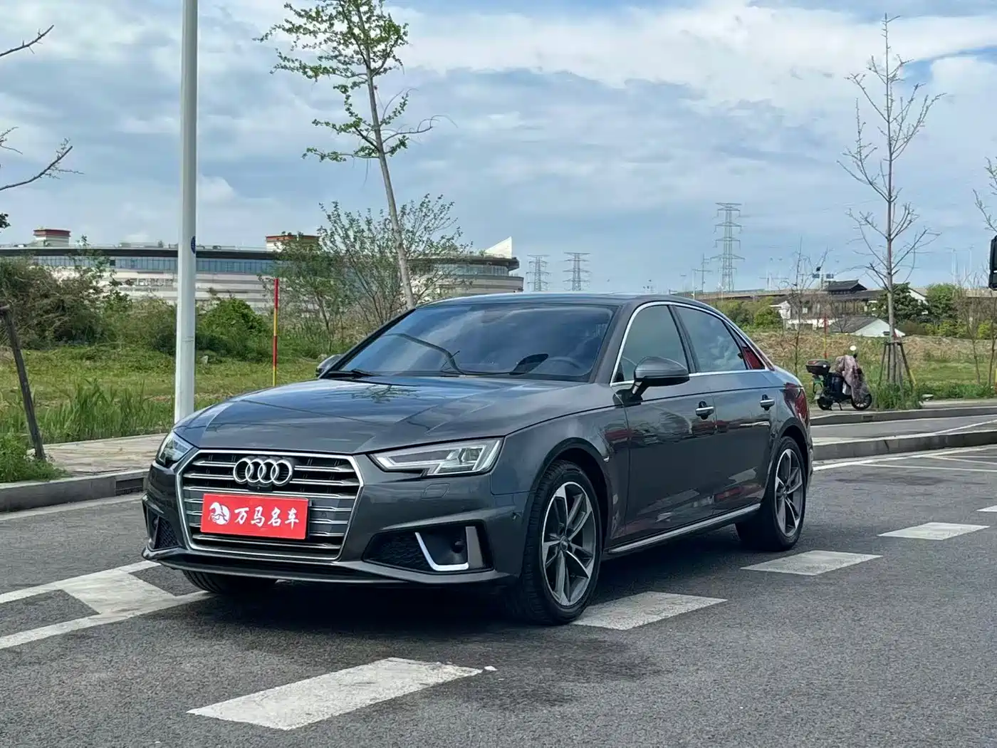Audi A4L 2019 40 TFSI Fashion (China V)