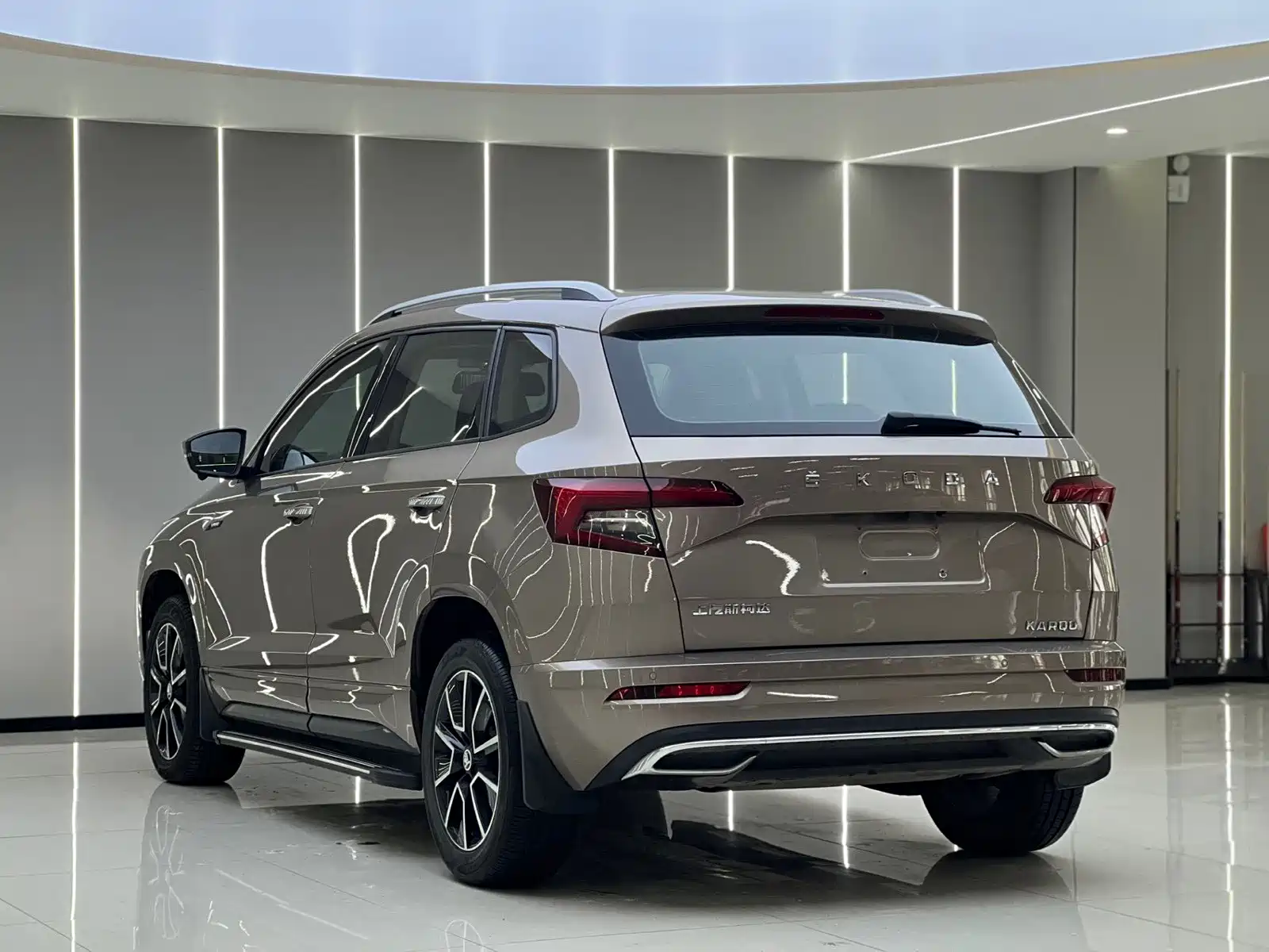 Photo 18 - Škoda Karoq