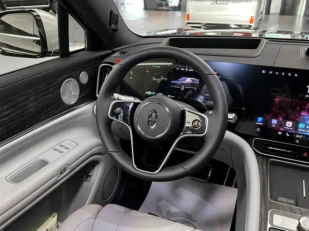 AITO Wenjie AITO M9 2025 Extended Range Max 52kWh 6-Seater фото 10