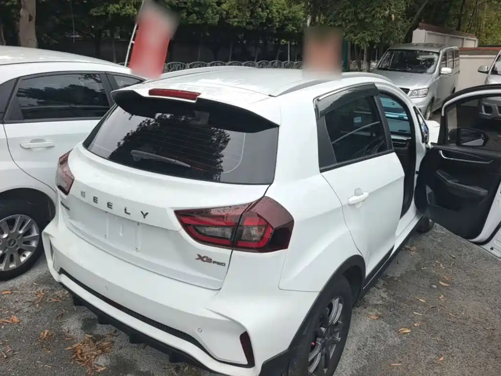 Geely Vision X3 2022 2021 PRO 1.5L CVT Premium