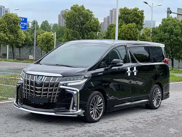 Toyota Alphard 2022