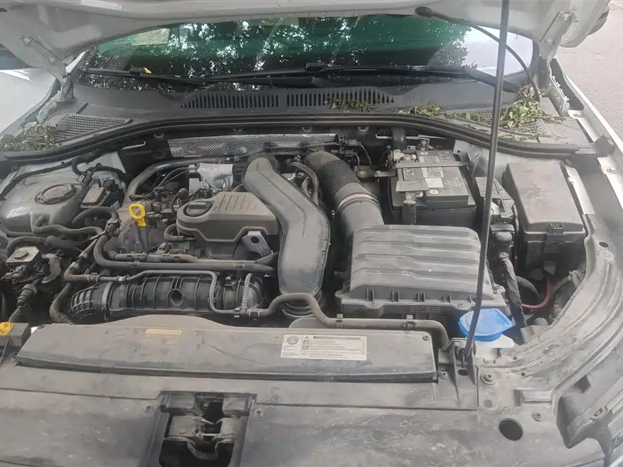 Volkswagen Lavida 2023 Model 300TSI DSG Starlight Leading Edition фото 10