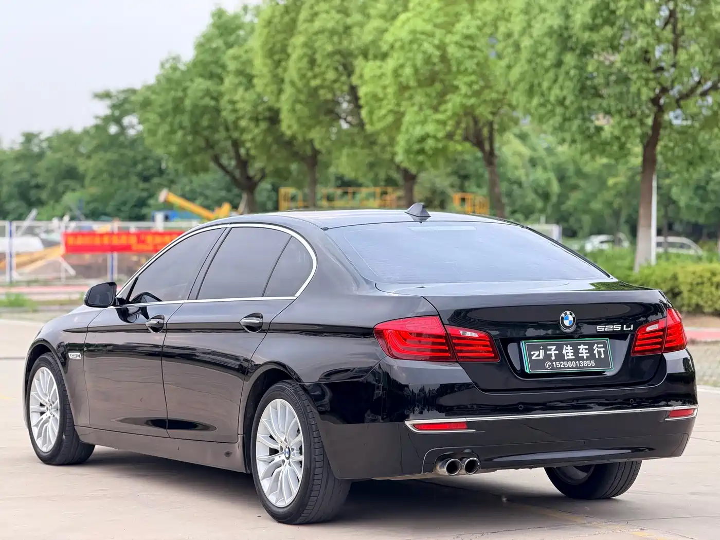BMW 5 Series 2014 525Li Luxury Design Package фото 5