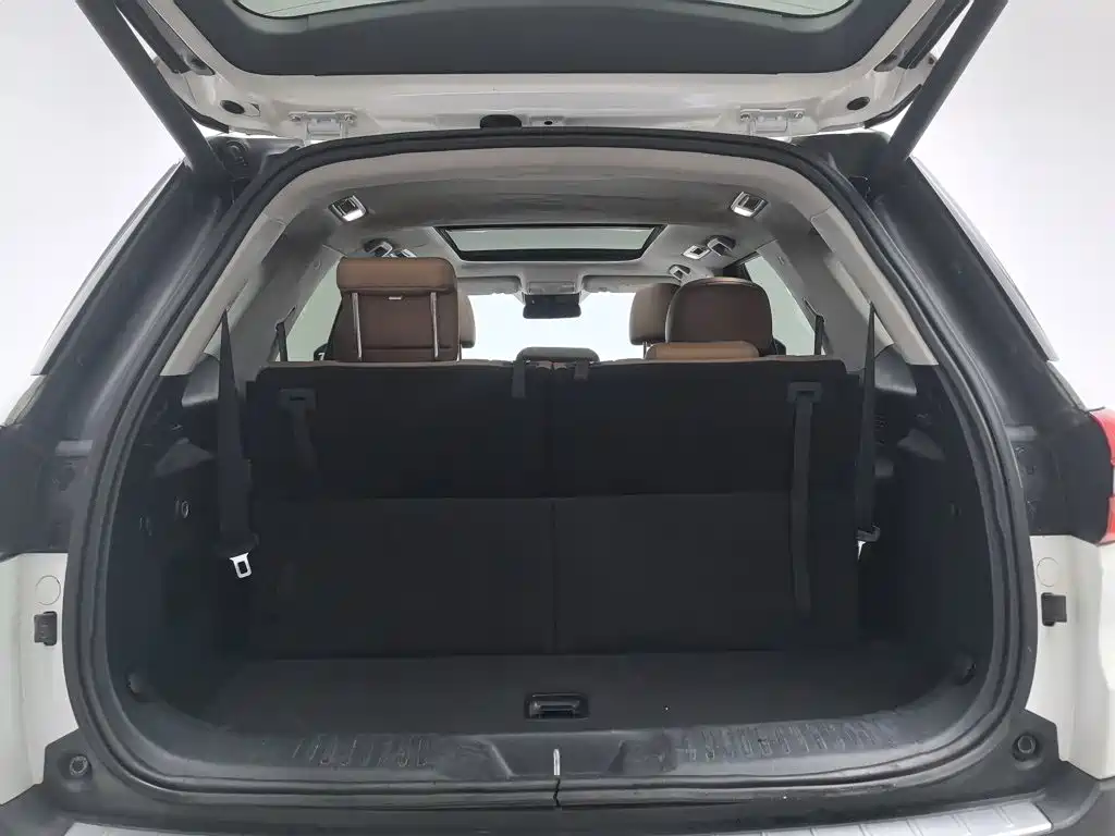 Changan CS95 2018 2017 2.0T 2WD Intelligent Expansion Edition