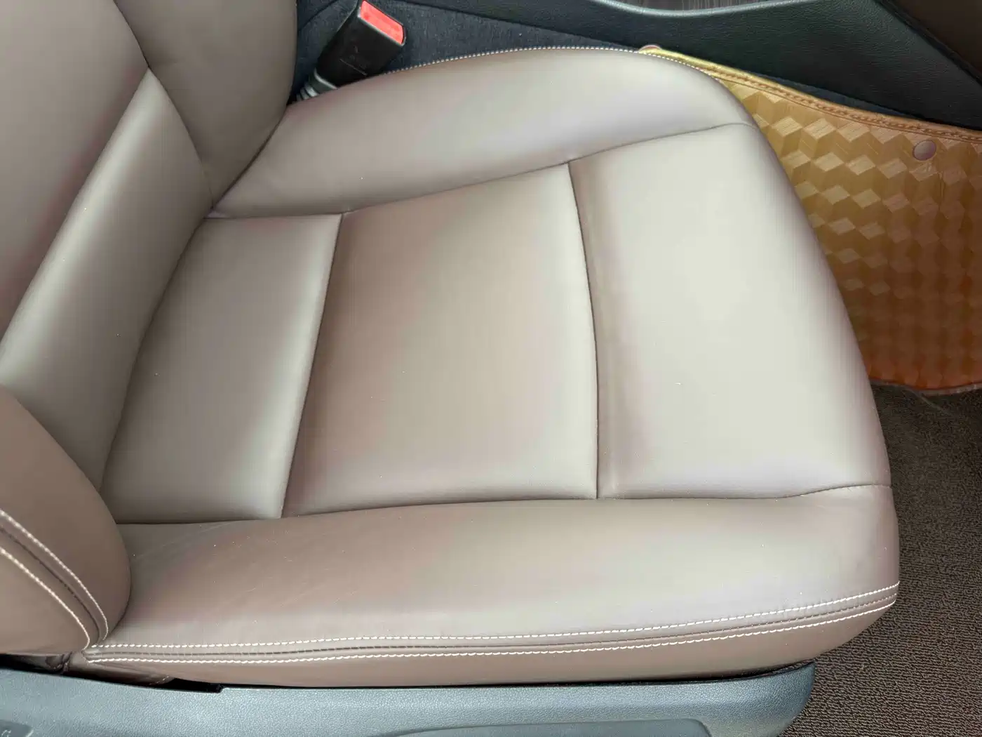 BMW 5 Series 2014 525Li Luxury Design Package фото 19