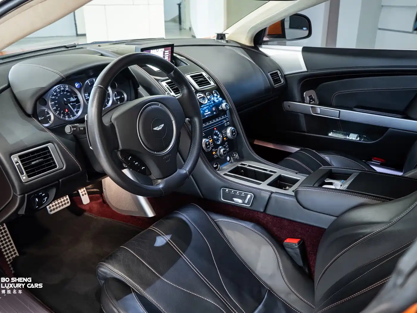 Aston Martin Virage 2012 6.0 Coupe фото 17