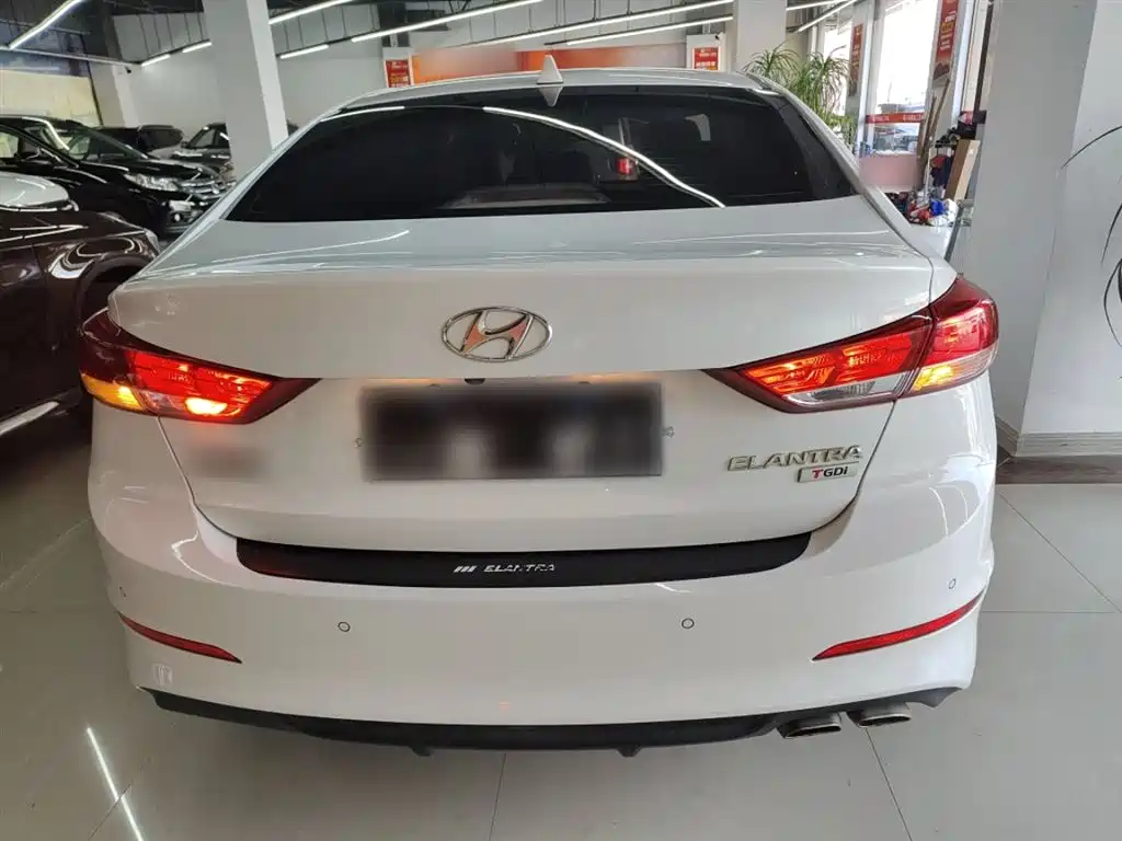 Hyundai Elantra 2019 1.4T Dual-clutch XuanDong·Vitality Type фото 6