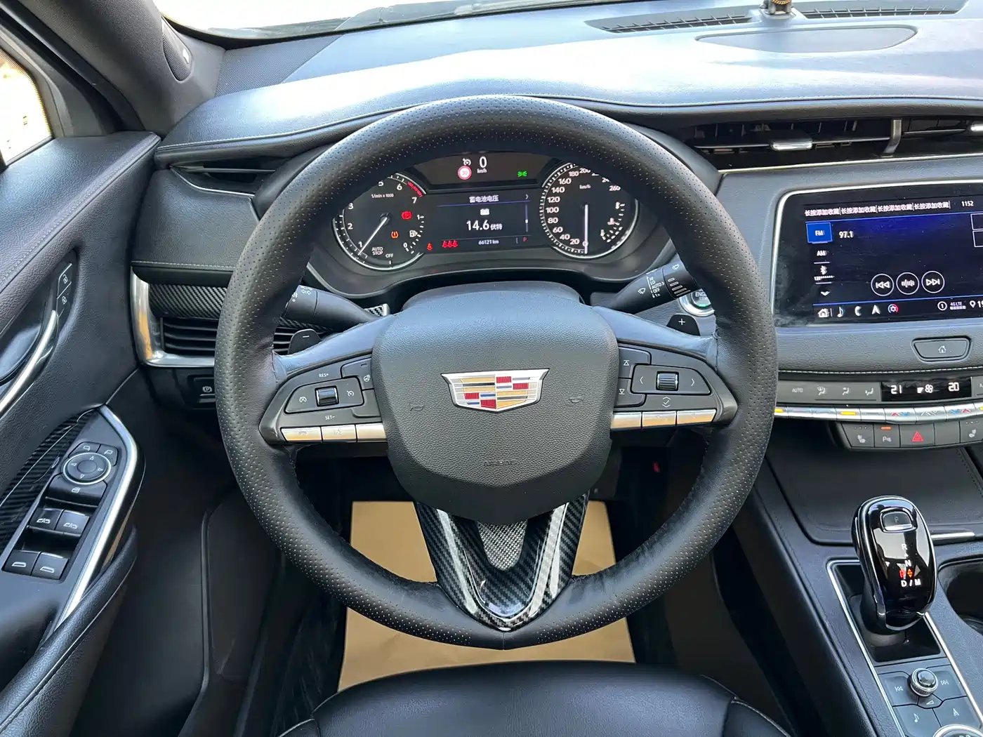 Cadillac XT4 2020 28T FWD Leading Trim фото 15