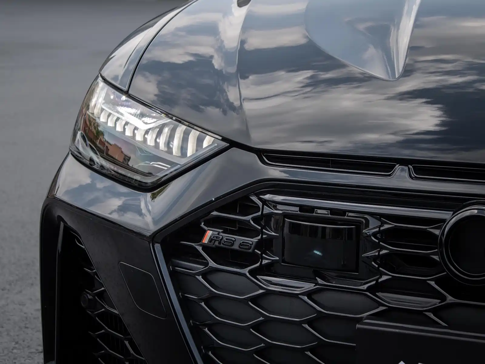 Фото 6 - Audi RS 6