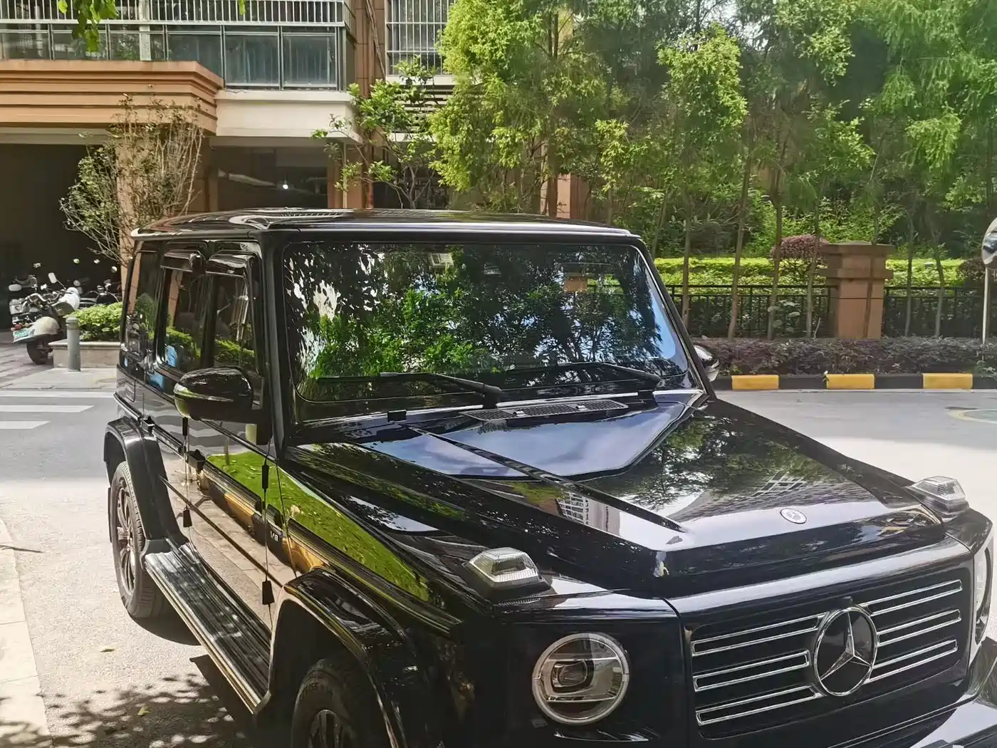 MERCEDES-BENZ G-CLASS