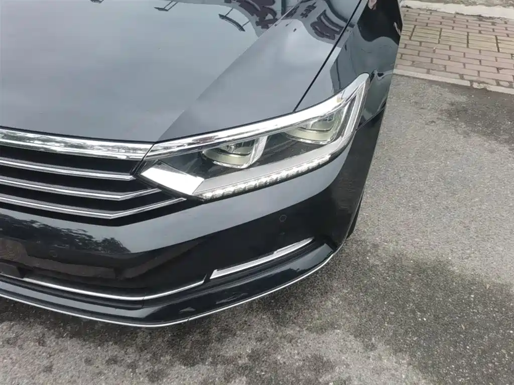 Volkswagen Magotan 2017 330TSI DSG Luxury фото 24