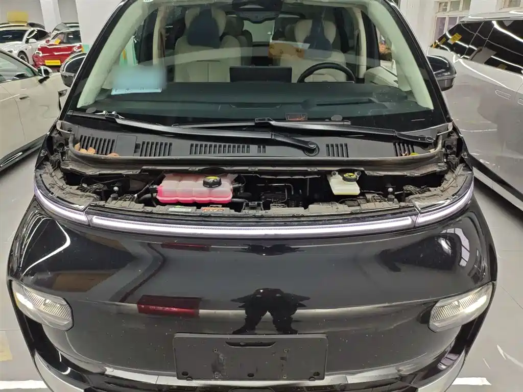 Geely Galaxy Yizhen L380 2025 Model 650km Flagship Edition AWD фото 16