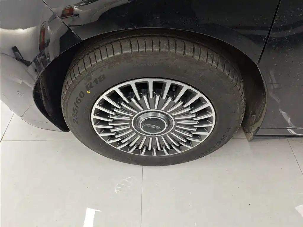 Geely Galaxy Yizhen L380 2025 Model 650km Flagship Edition AWD фото 25