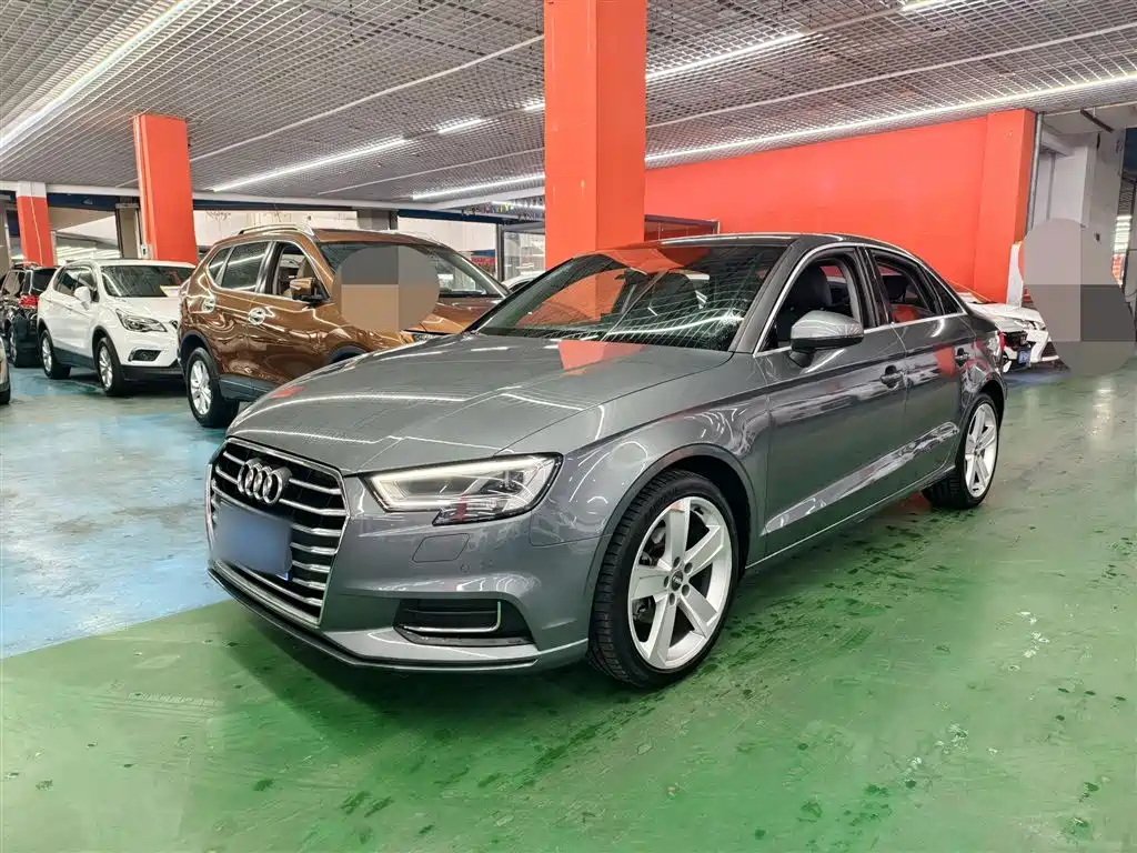 Audi A3 2019 Limousine 35 TFSI Style China VI фото 2
