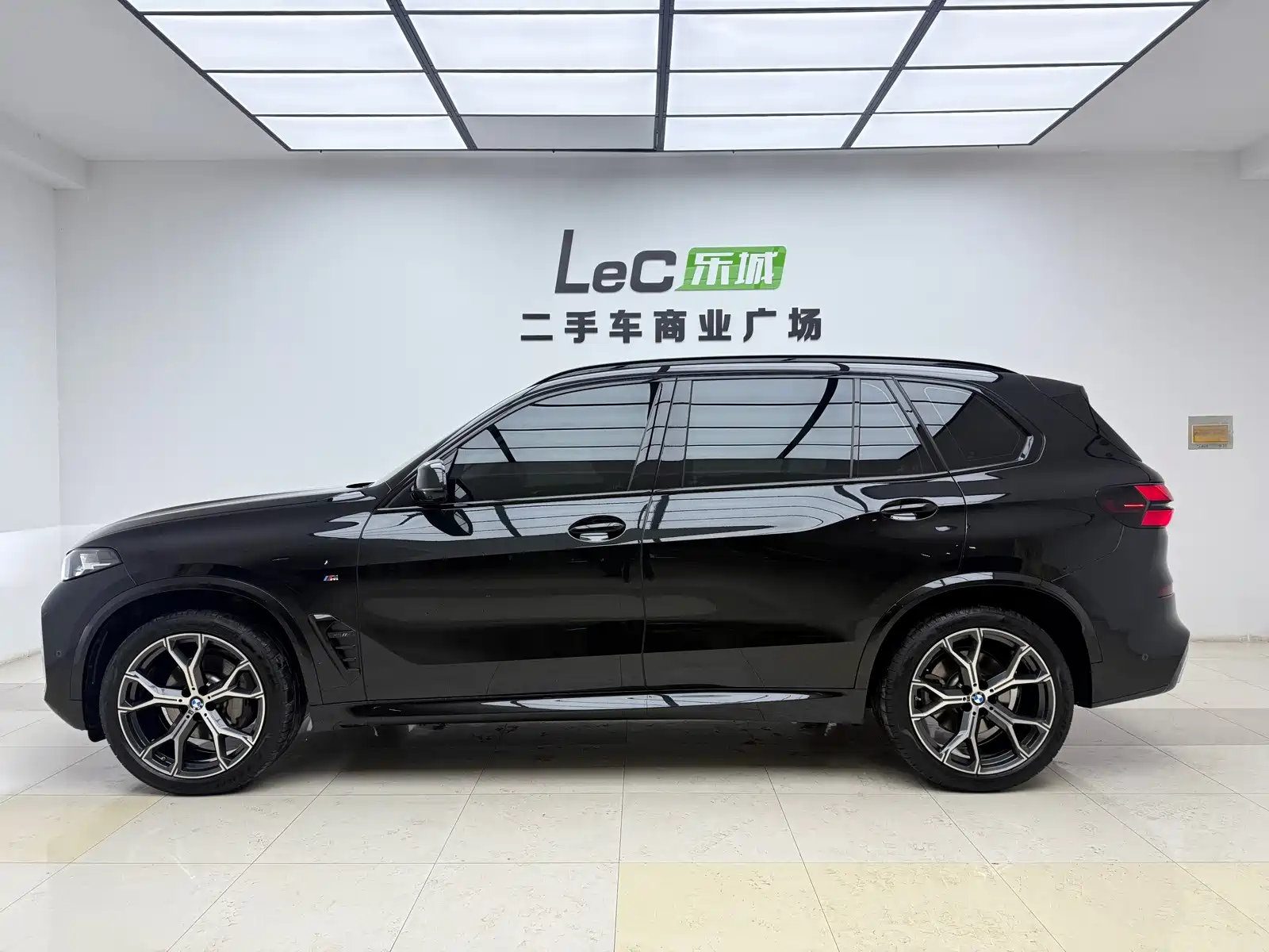 Photo 4 - BMW X5