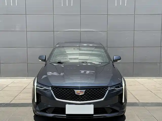 CADILLAC CT4