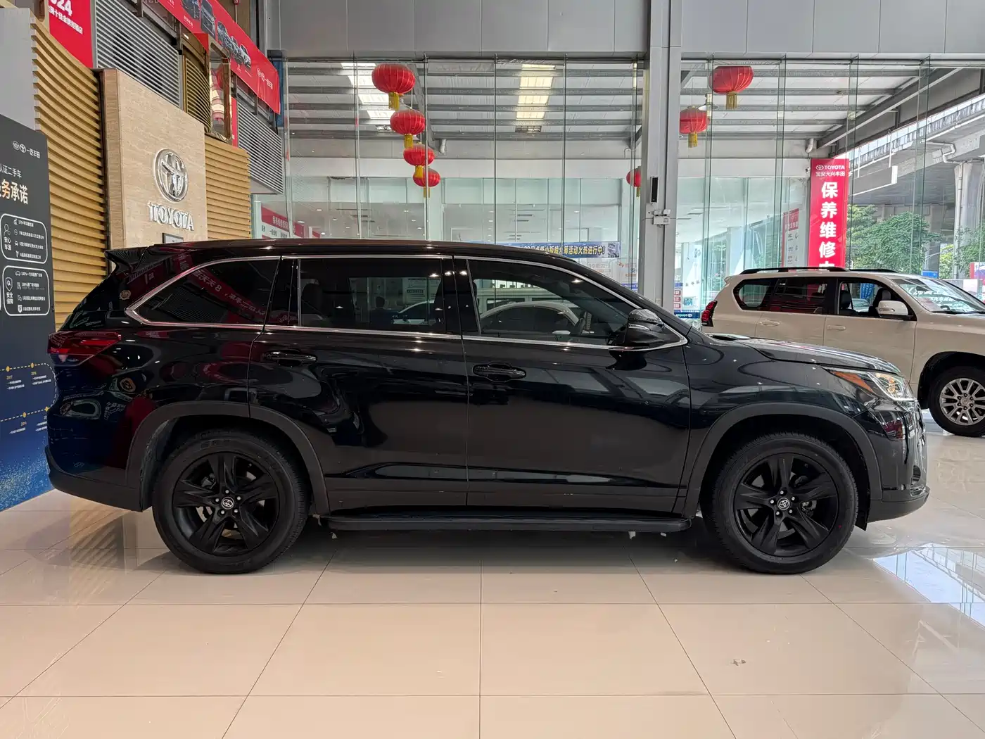 Toyota Highlander 2018 Model 2.0T 4WD Knight Edition 7-Seater China VI фото 5
