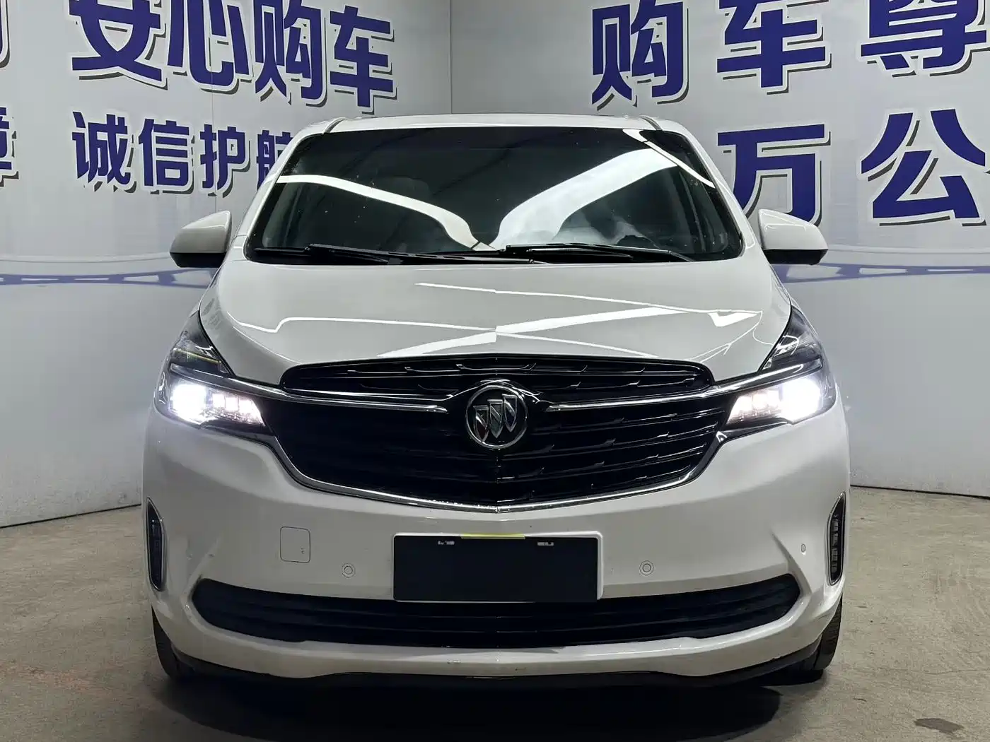 Buick GL8 2022 Land Business Class 652T Prestige фото 2