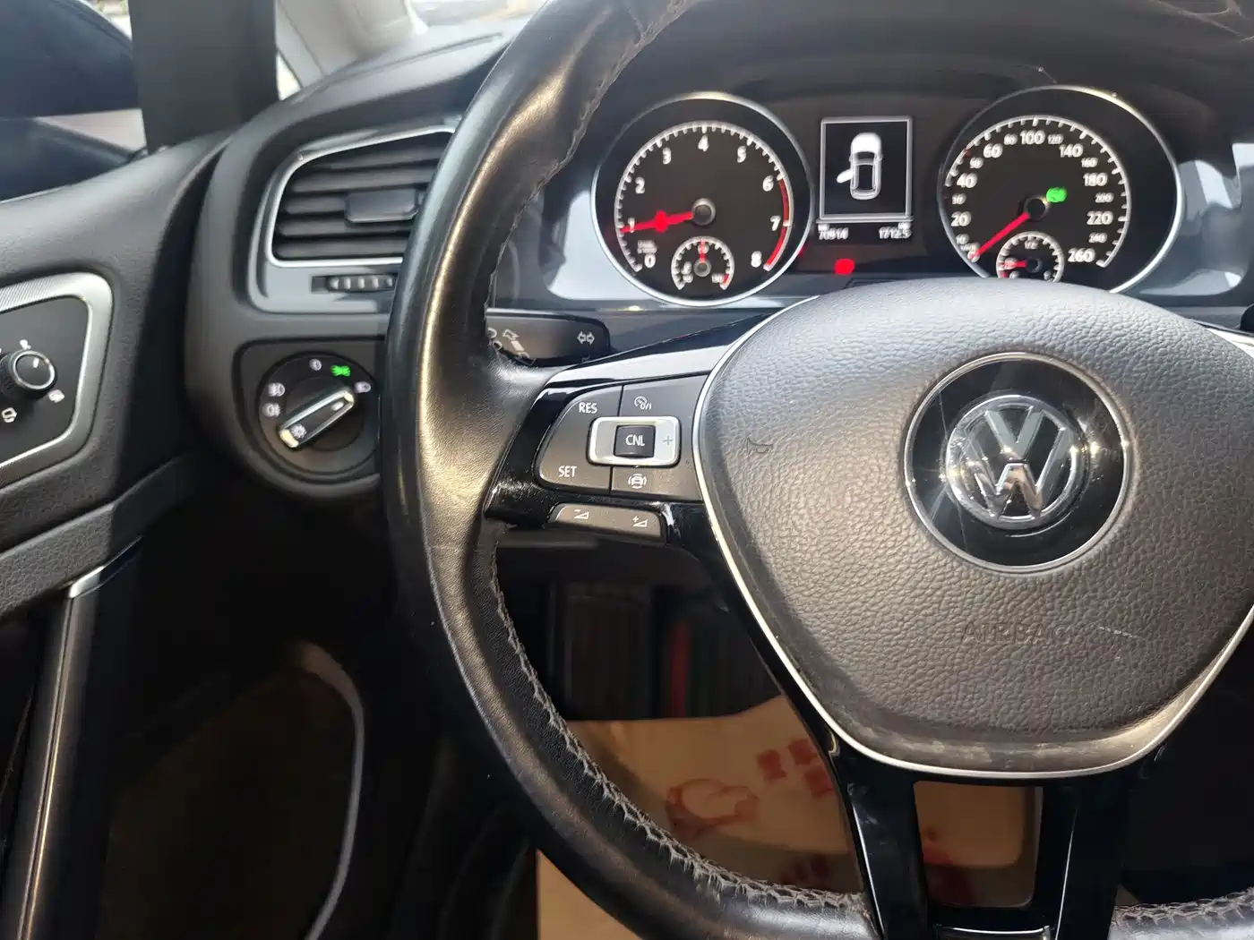 Volkswagen Golf 2020 Beloved Edition 280TSI DSG Comfort фото 40