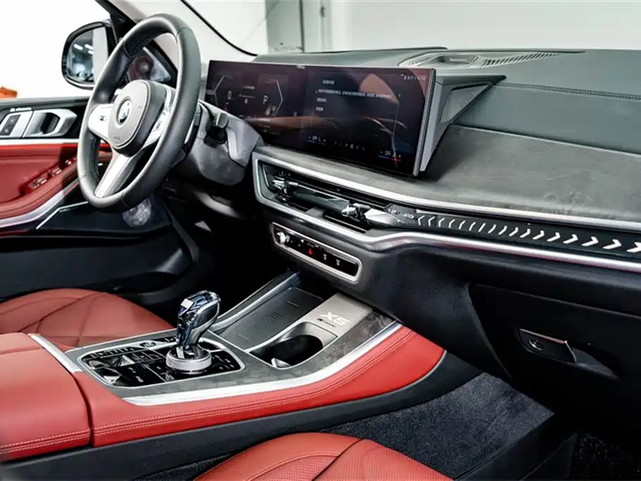 BMW X5 2023 xDrive 30Li Premium M Sport Package фото 19