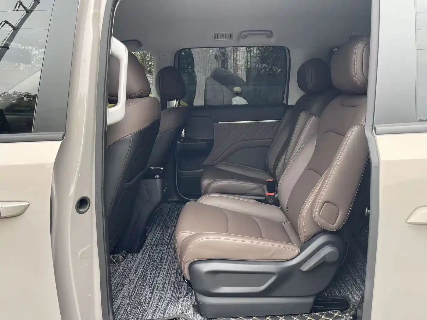 Wuling Motors Xingguang 730 New Energy 2025 2025 Model Plug-in Hybrid Base Version