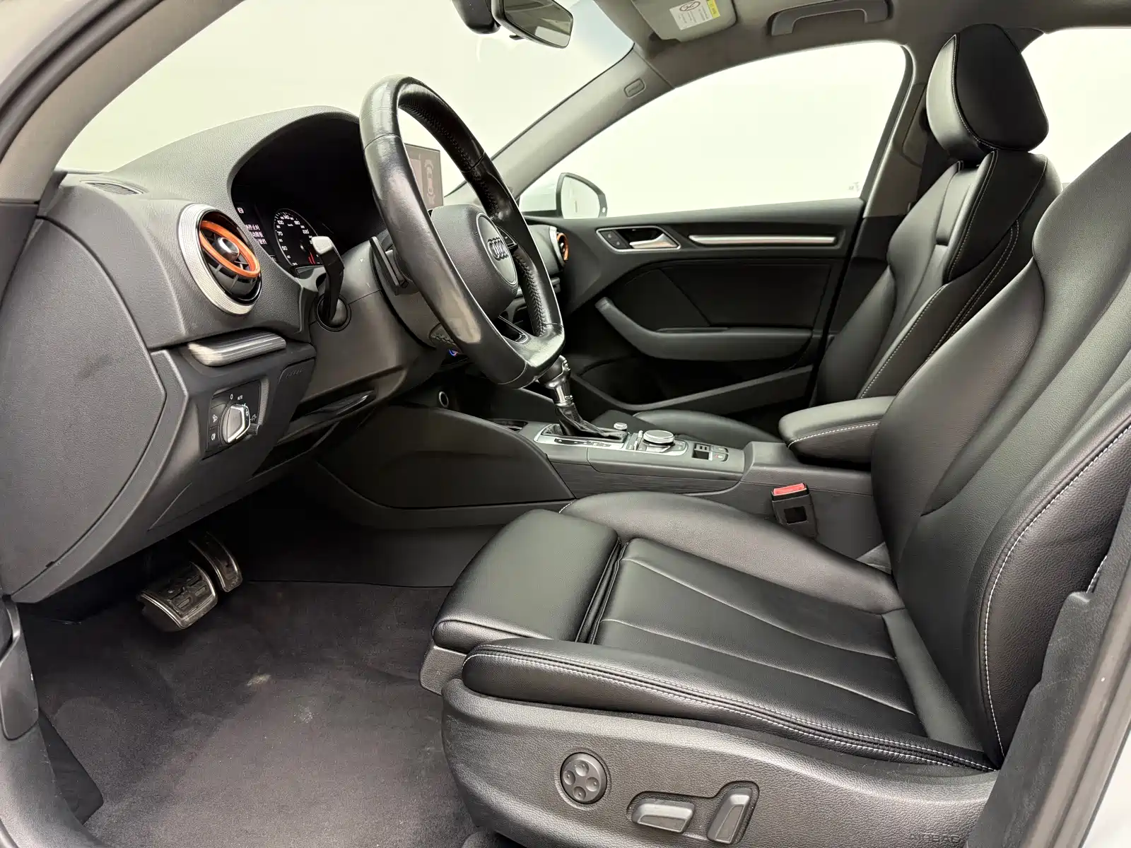 Фото 12 - Audi A3